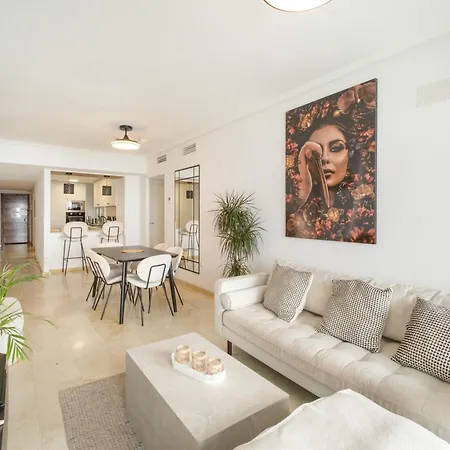 Sea Side Purisima Apartment *