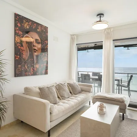 Sea Side Purisima Apartment *