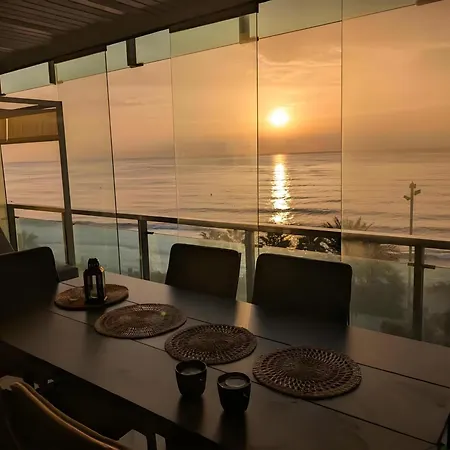 Apartment Sea Side Purisima